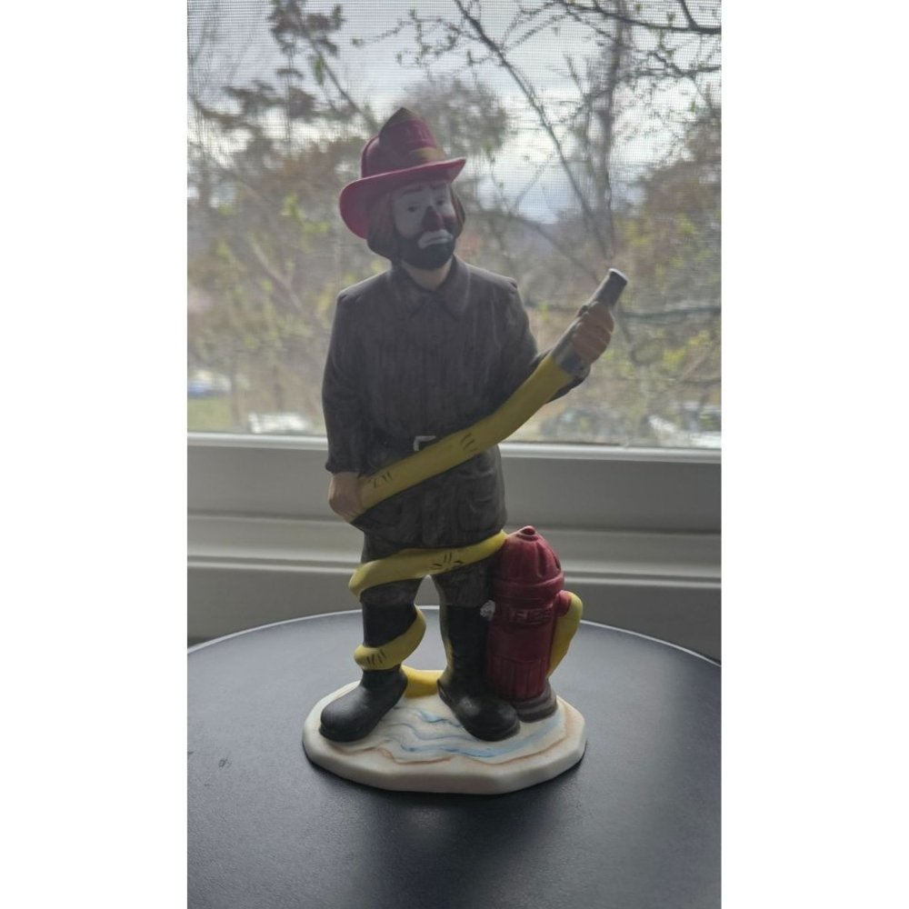 Vintage Emmett Kelly‎ Jr. (EKJ) Porcelain Clown by Flambro: Fireman